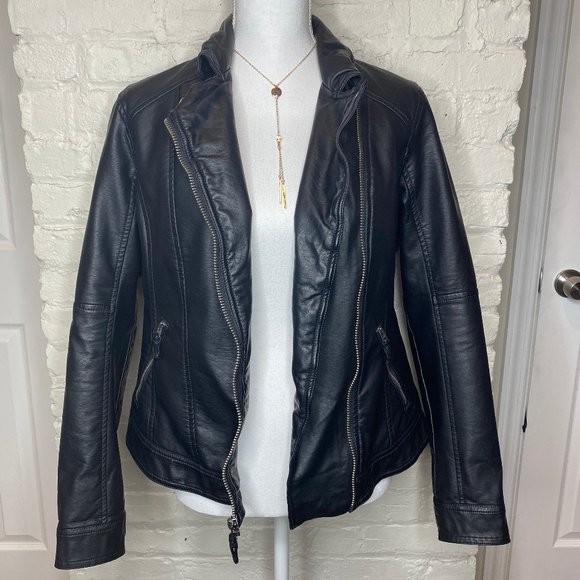 Abercrombie & Fitch Jackets & Blazers - Abercrombie & Fitch Faux Leather Biker Jacket